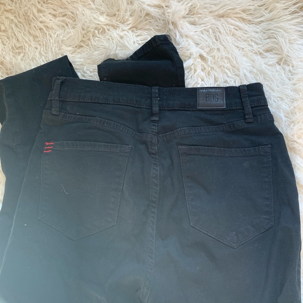 BDG Twig skinny jeans with ripped knees.